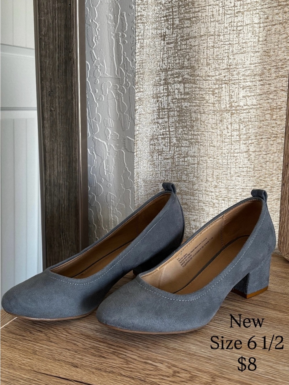 Universal Thread Gray Suede Block Heel Pumps